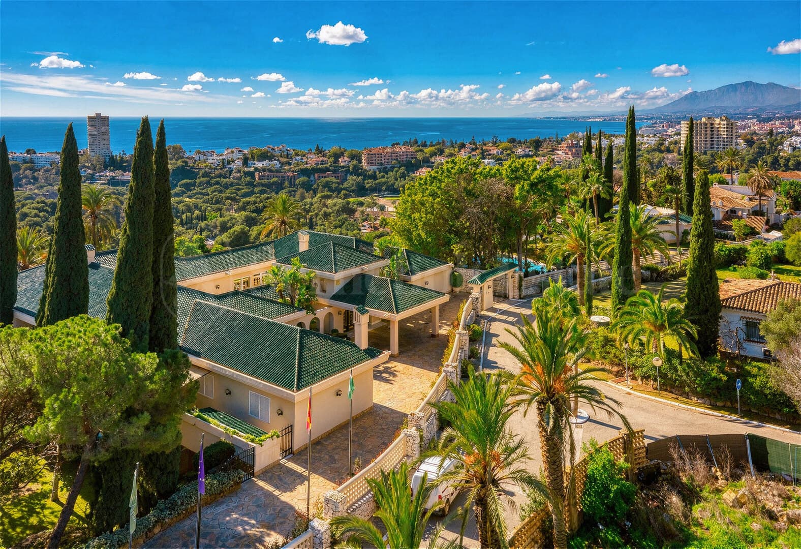 House in Marbella East