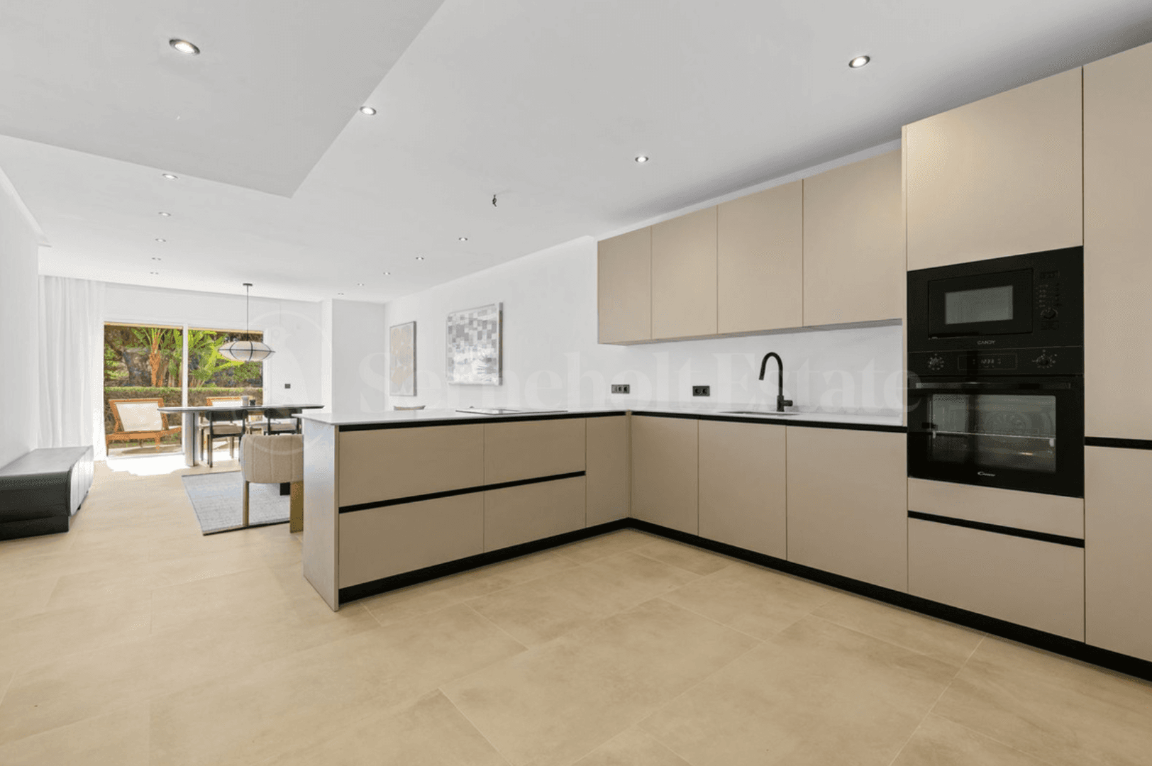 Apartment in Nueva Andalucia