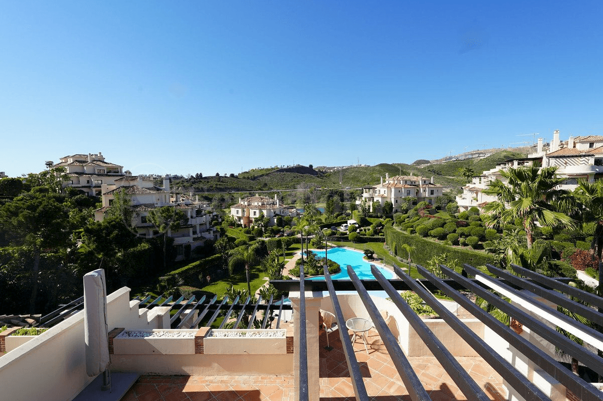 Apartment in Benahavis