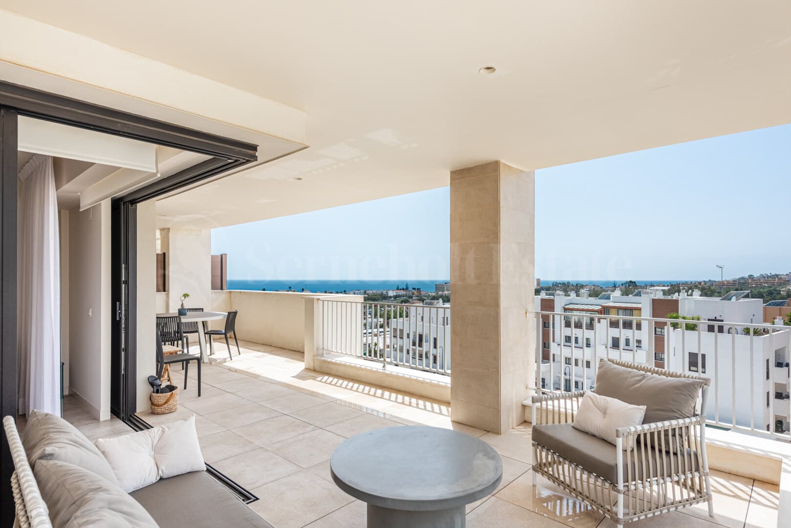 Apartment in Cala De Mijas