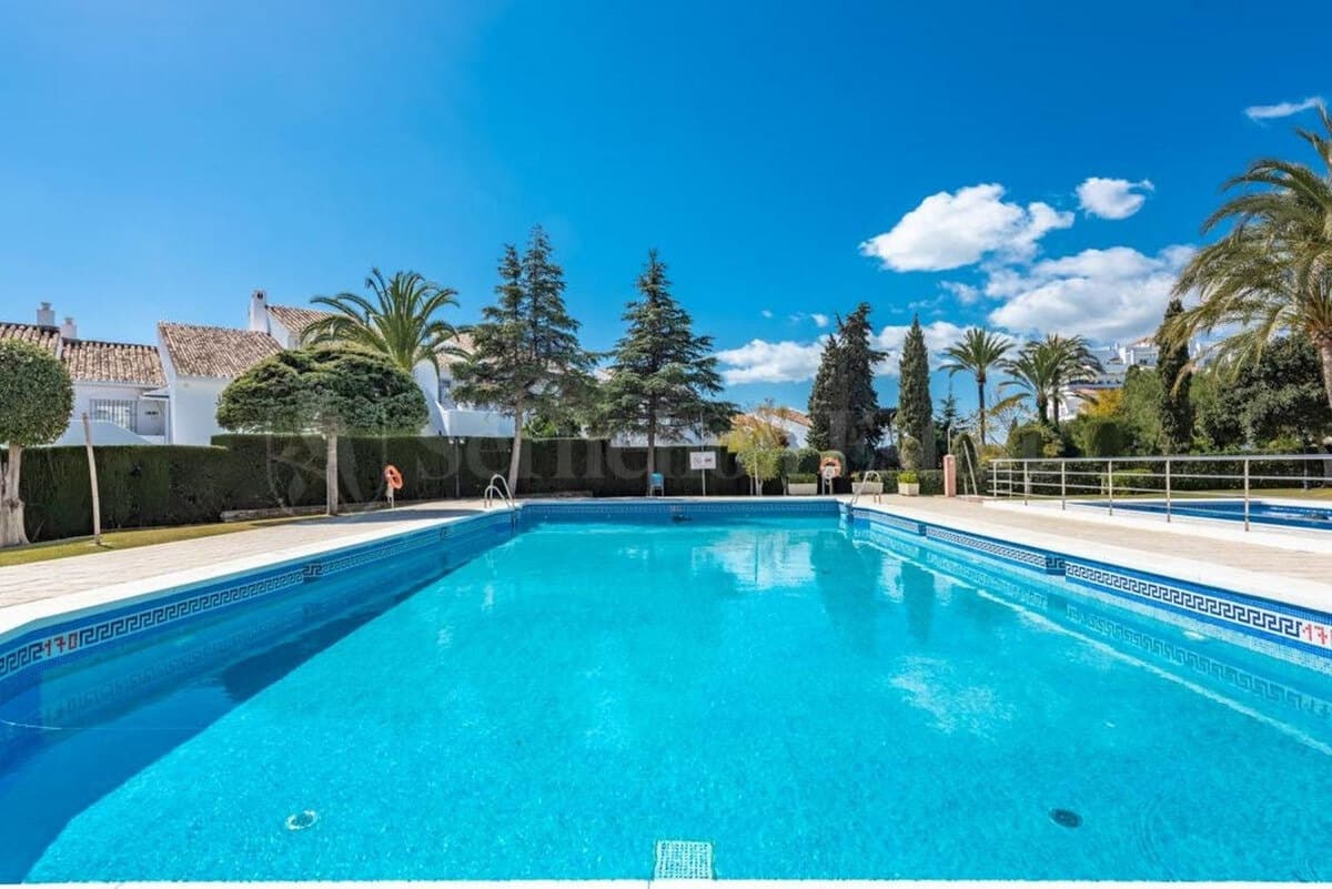 Apartment in Nueva Andalucia