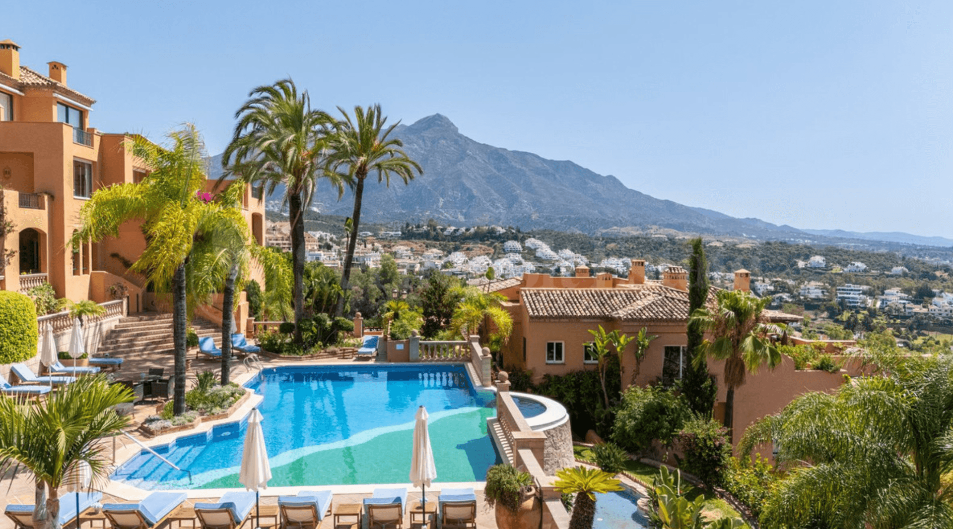 Apartment in Nueva Andalucia
