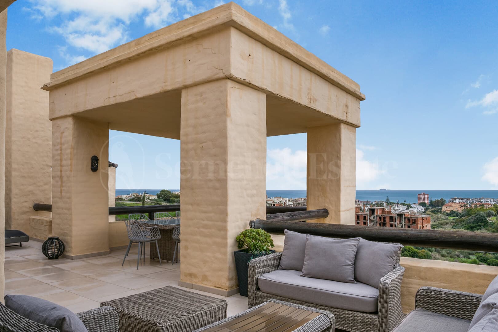 Apartment in La Duquesa