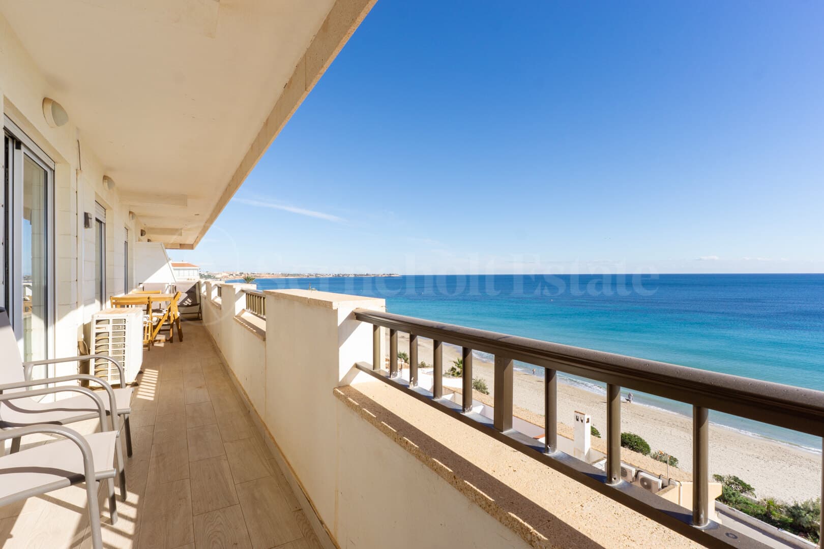Apartment in Mil Palmeras