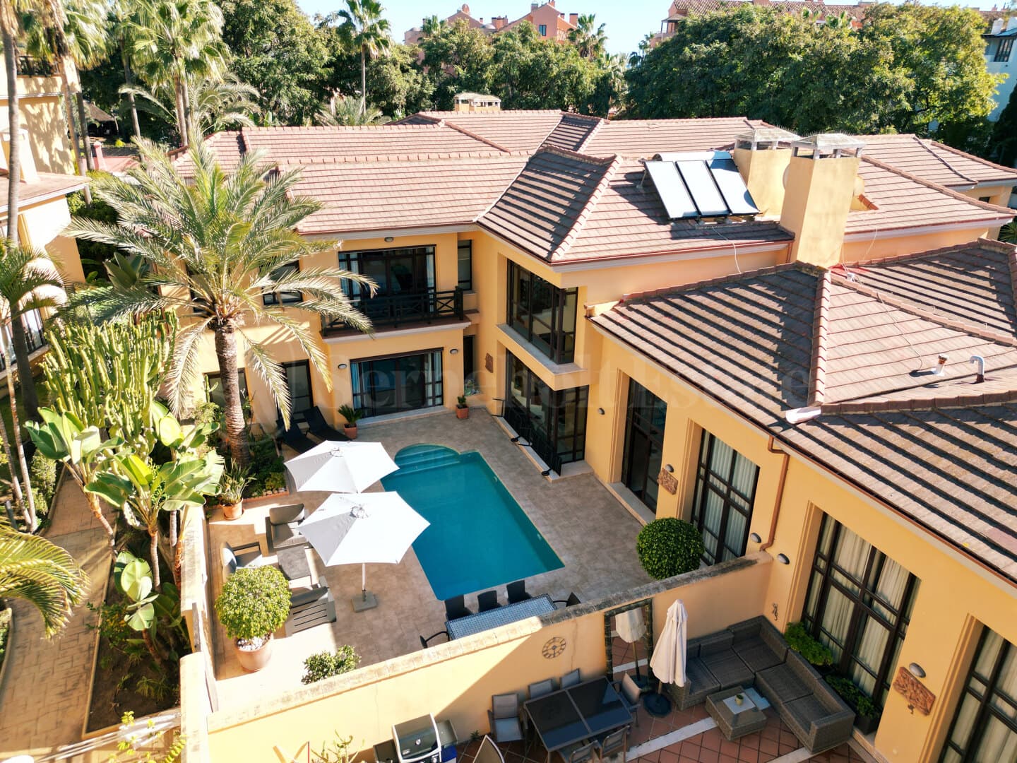 House in Puerto Banus