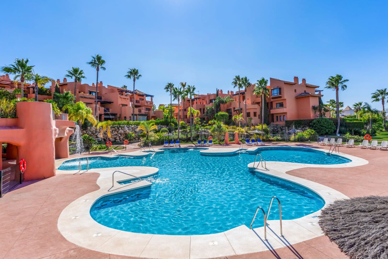 Apartment in Estepona East
