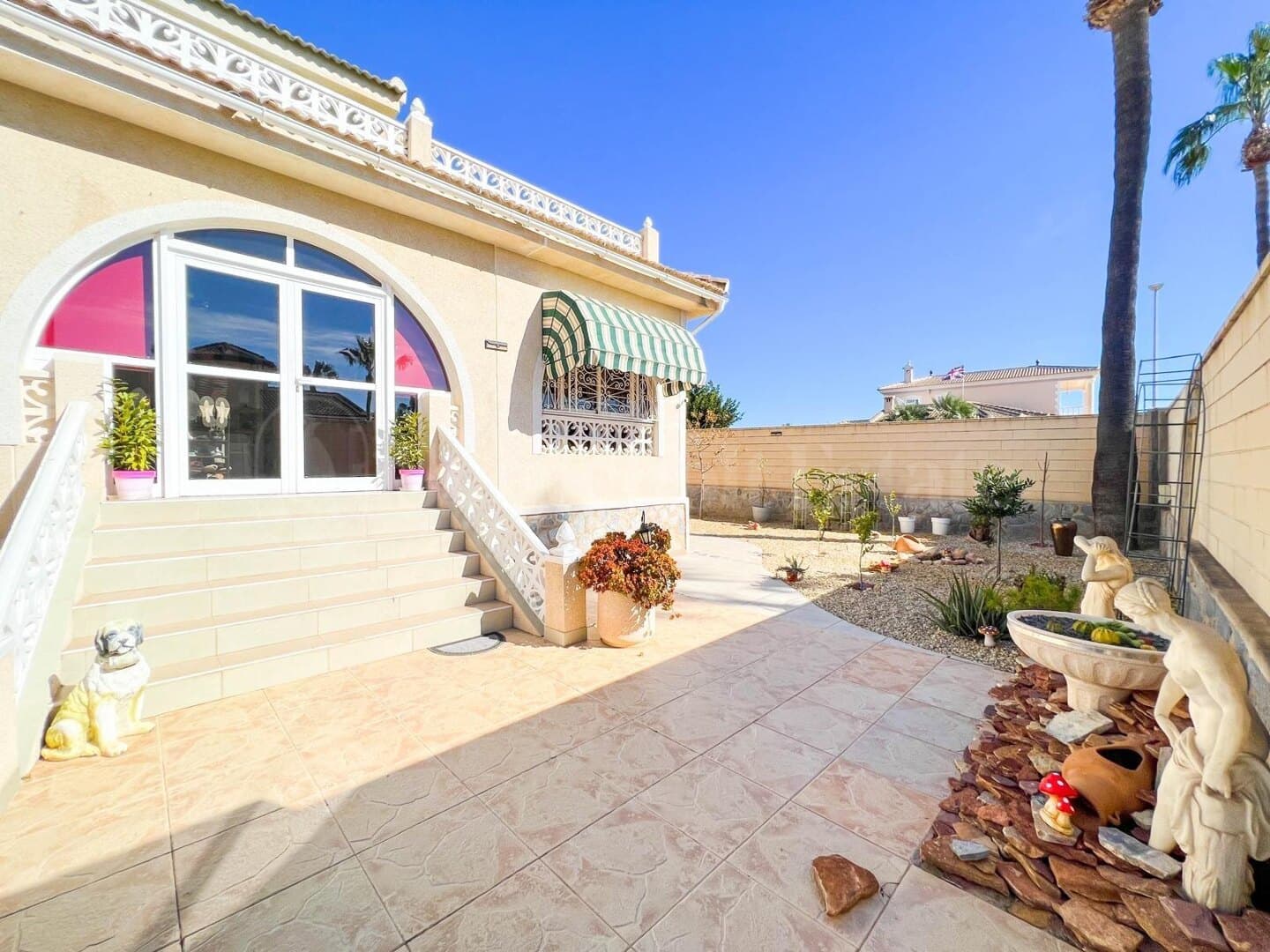 House in Dona Pepa