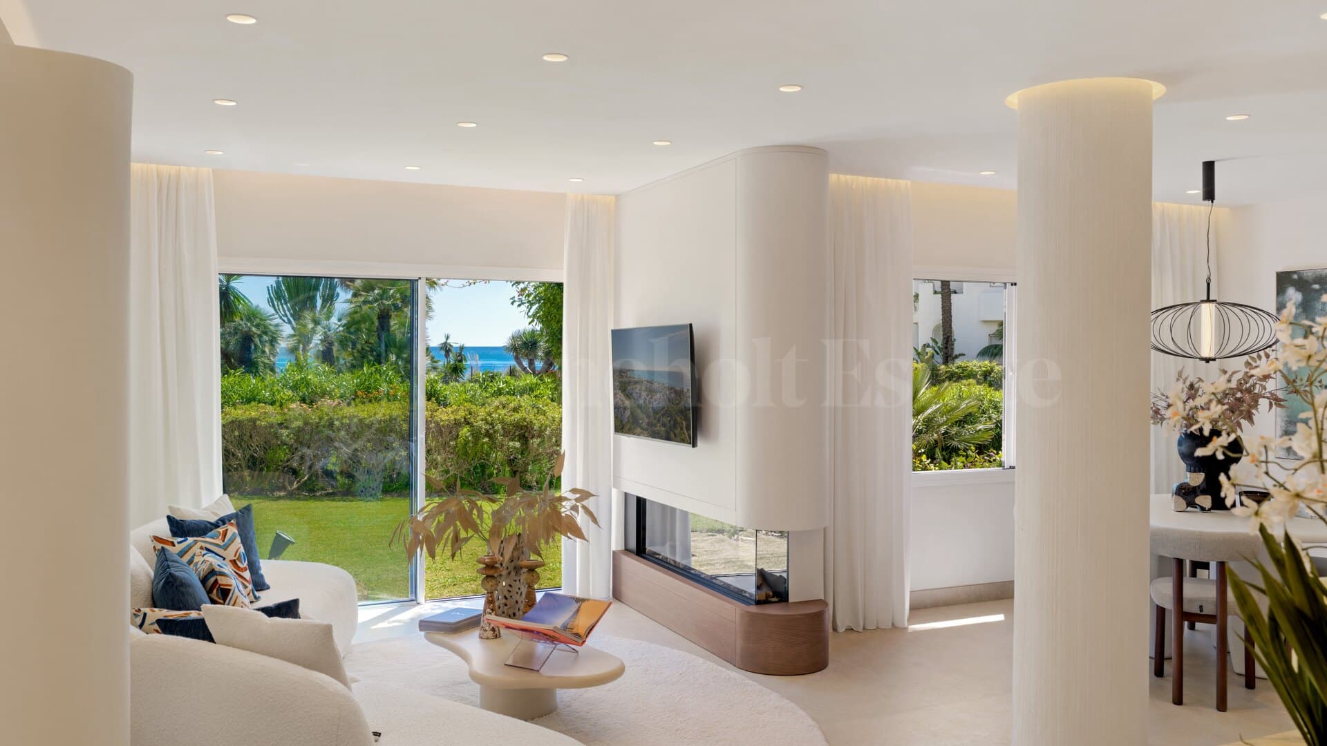 Apartment in Estepona East