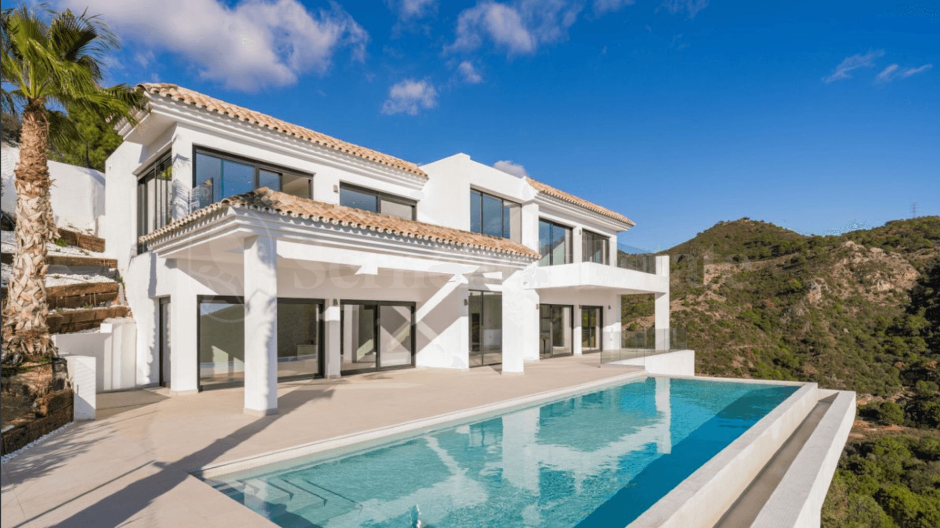 House in Monte Mayor