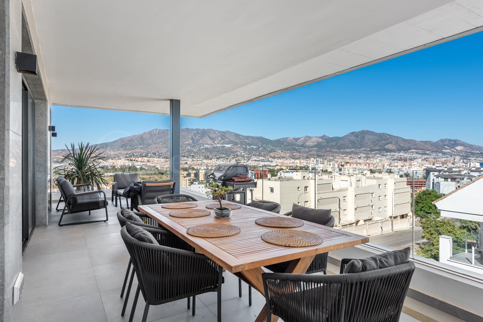 Apartment in El Castillo