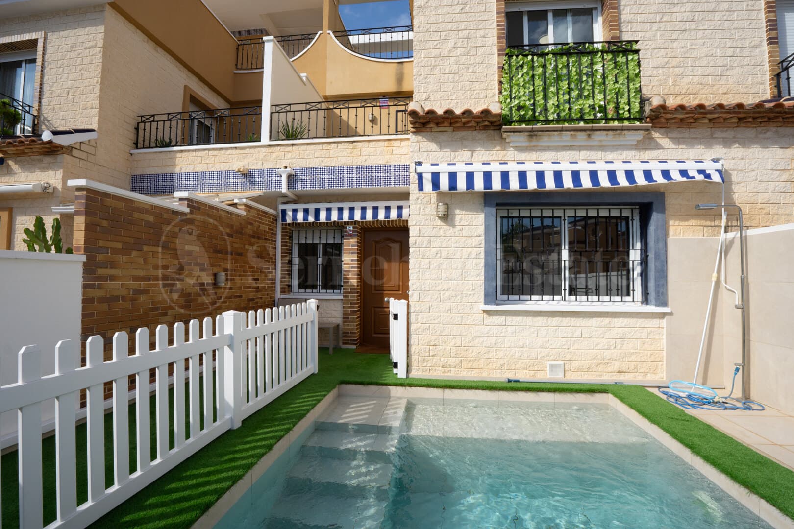 House in El Mojon