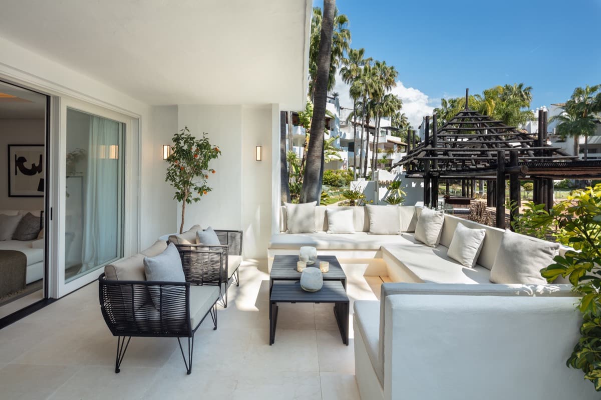 Apartment in Marina Puente Romano