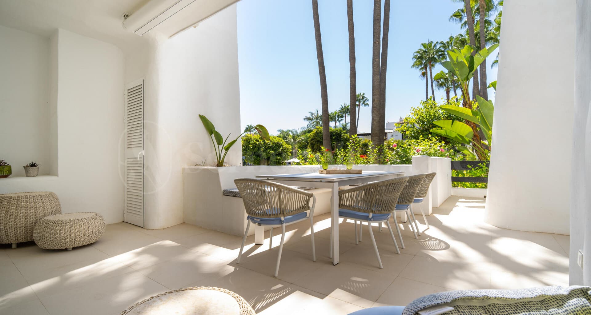 Apartment in Marina Puente Romano