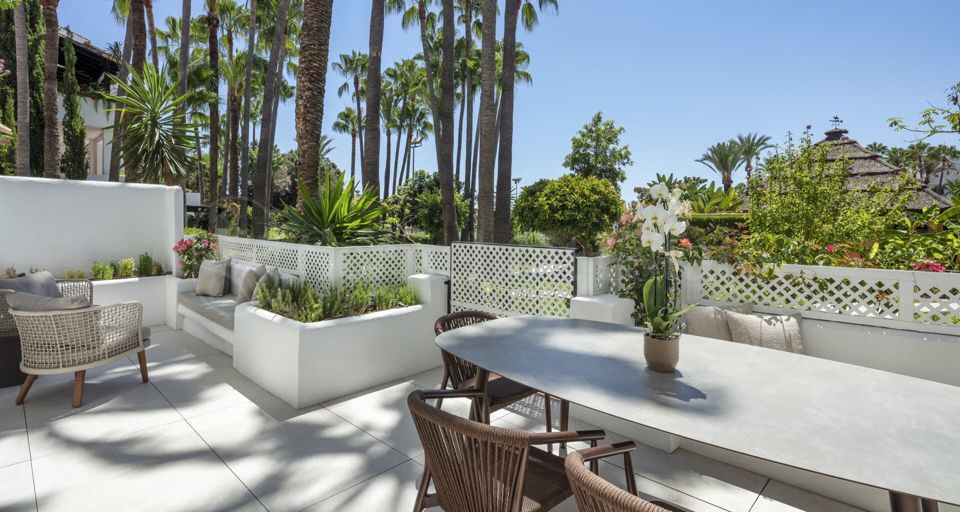 Apartment in Puente Romano