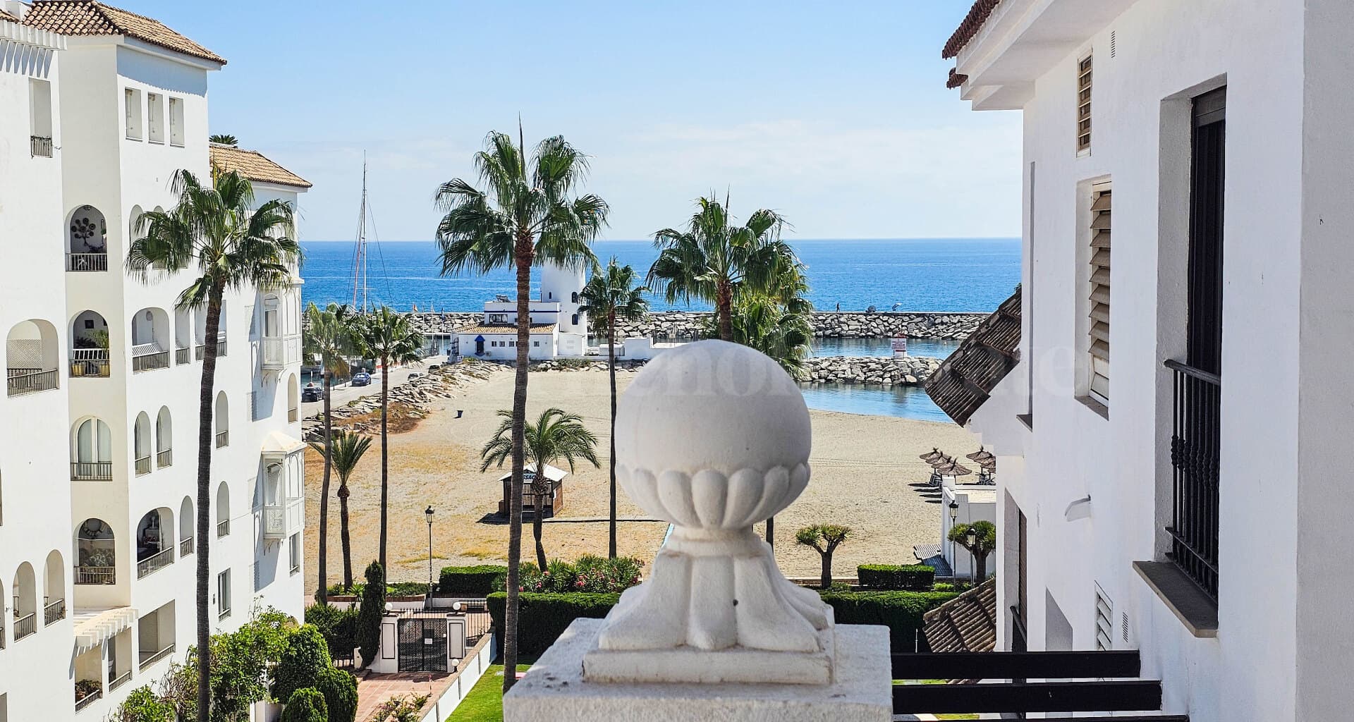 Apartment in Puerto La Duquesa