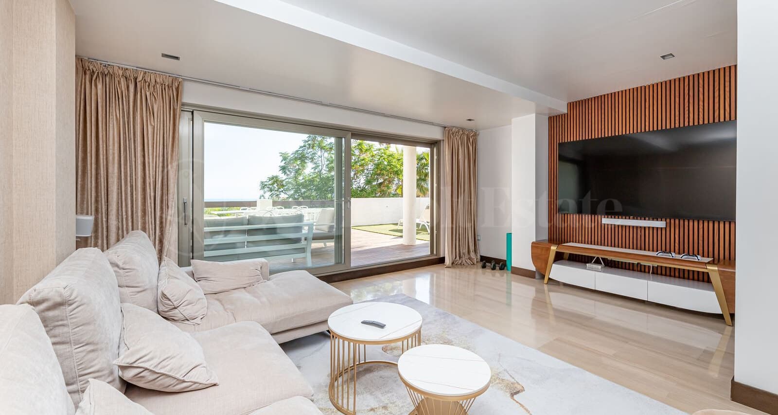 Apartment in Benahavis